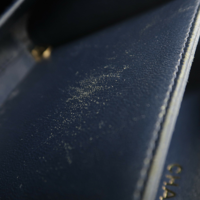 CHANEL 牛皮皮革Vanty Case Small鏈帶肩背袋-17