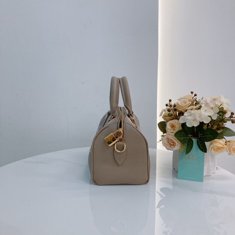 MS0691	Louis Vuitton 路易威登小號肩帶兩用包包 Speedy Bandouliere 20 Calfskin Giant Monogram-4