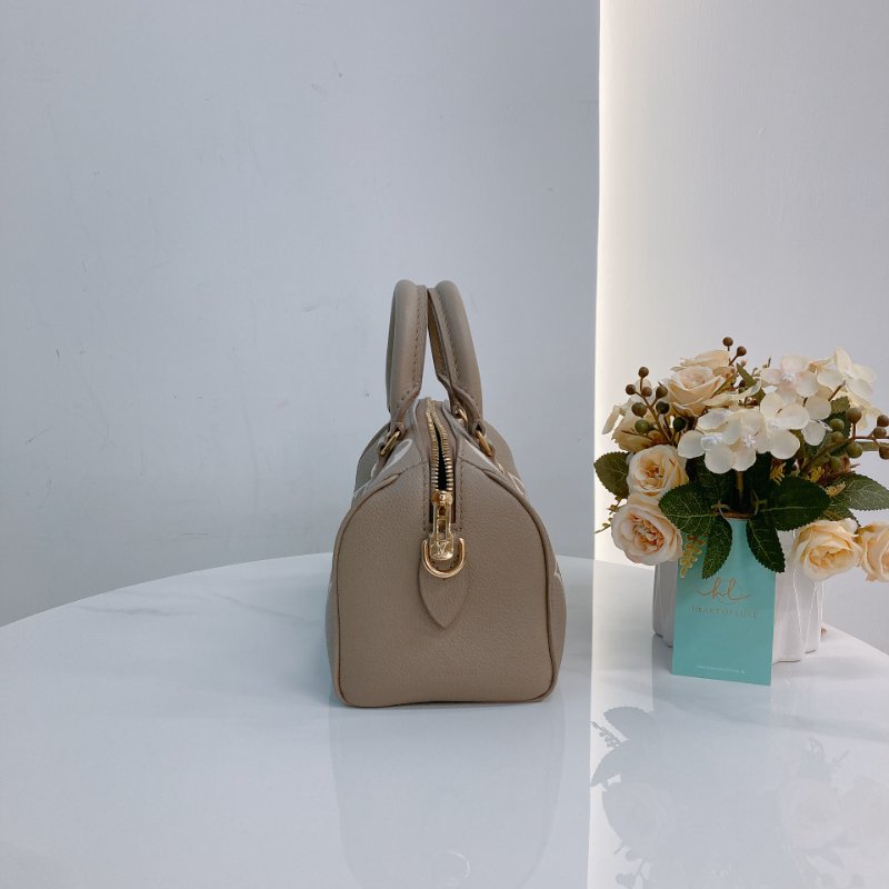 MS0691	Louis Vuitton 路易威登小號肩帶兩用包包 Speedy Bandouliere 20 Calfskin Giant Monogram-5