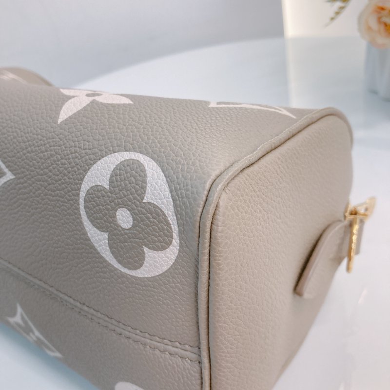 MS0691	Louis Vuitton 路易威登小號肩帶兩用包包 Speedy Bandouliere 20 Calfskin Giant Monogram-8