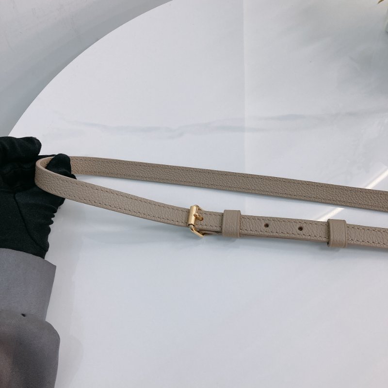 MS0691	Louis Vuitton 路易威登小號肩帶兩用包包 Speedy Bandouliere 20 Calfskin Giant Monogram-24