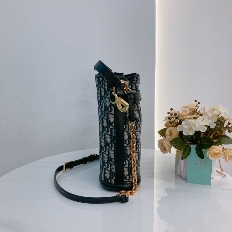 MS0692	Christian Dior迪奧經典花紋兩用包包  Cest Dior Bucket Medium Oblique Navy-2