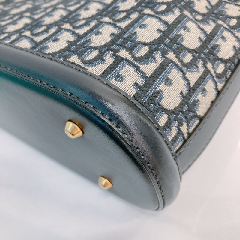 MS0692	Christian Dior迪奧經典花紋兩用包包  Cest Dior Bucket Medium Oblique Navy-6