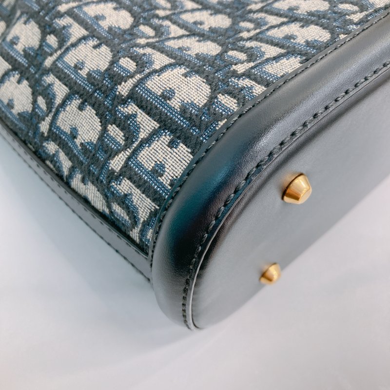 MS0692	Christian Dior迪奧經典花紋兩用包包  Cest Dior Bucket Medium Oblique Navy-26