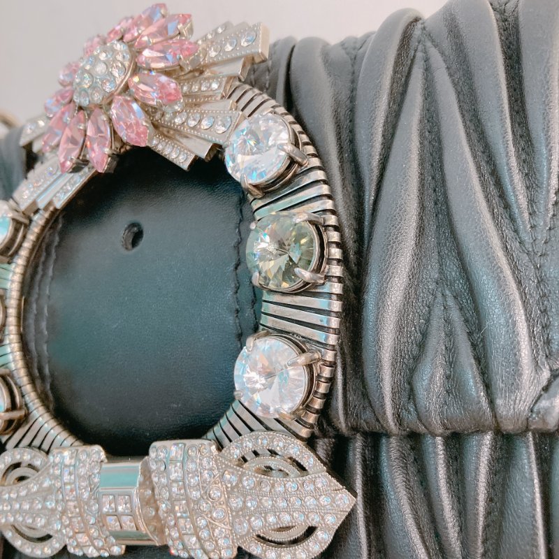 MS0693	Miu Miu 缪缪水晶扣鍊帶包包 Madras Crystal Shoulder Bag Calfskin-12