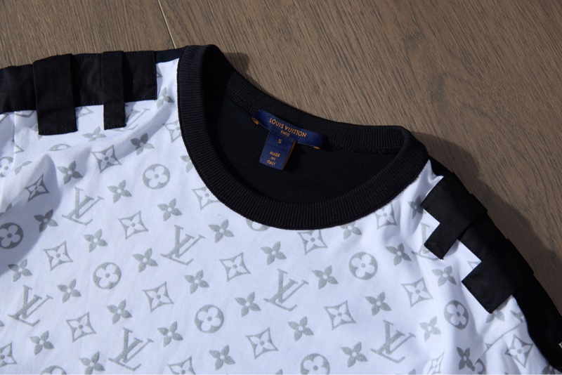 这款LV满印LogoT恤-1