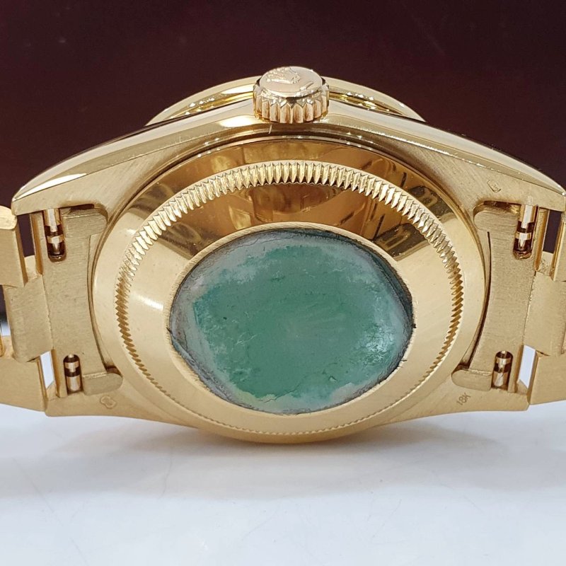 【大眾名錶】ROLEX 勞力士18238 Day-Date 蠔式18K 精鑲方鑽鑽圈 精鑲鑽帶 金色布紋T柱面盤 底蓋貼紙 大眾名錶G261-7