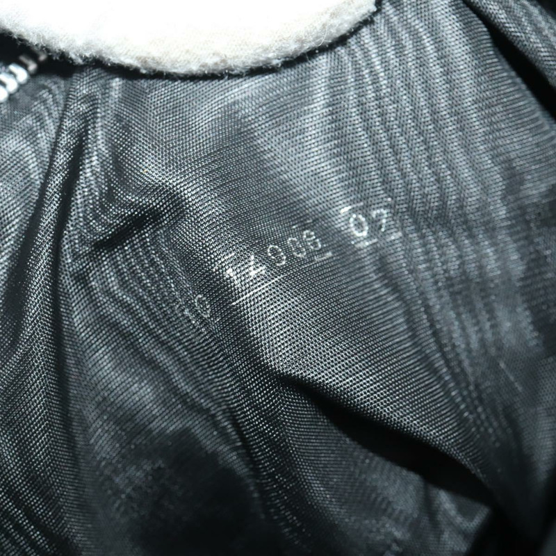 【日本直送】FENDI 皮草米色銀色雙肩包 Auth YKZ827A-10