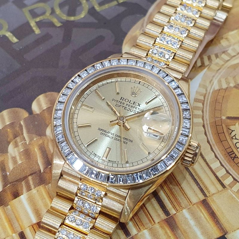 【大眾名錶】ROLEX 勞力士69178 Datejust 女錶蠔式18K 精鑲方鑽鑽圈 精鑲鑽帶 金色布紋T柱面盤 底蓋貼紙 大眾名錶G262-5