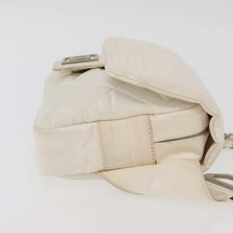 【日本直送】香奈兒運動系列絎縫腰包 尼龍 白色 銀色 CC 認證 YKZ1264A-2