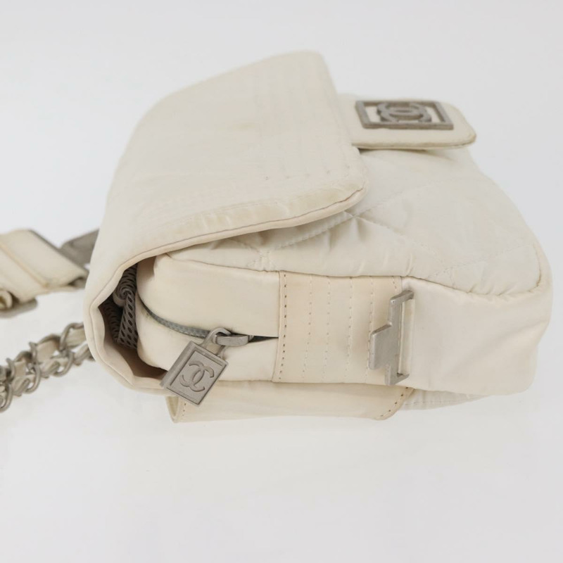 【日本直送】香奈兒運動系列絎縫腰包 尼龍 白色 銀色 CC 認證 YKZ1264A-3