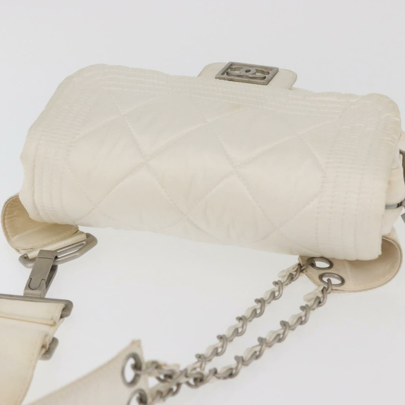 【日本直送】香奈兒運動系列絎縫腰包 尼龍 白色 銀色 CC 認證 YKZ1264A-5