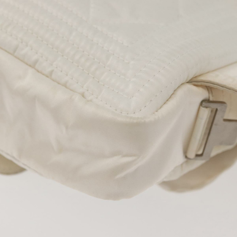 【日本直送】香奈兒運動系列絎縫腰包 尼龍 白色 銀色 CC 認證 YKZ1264A-17