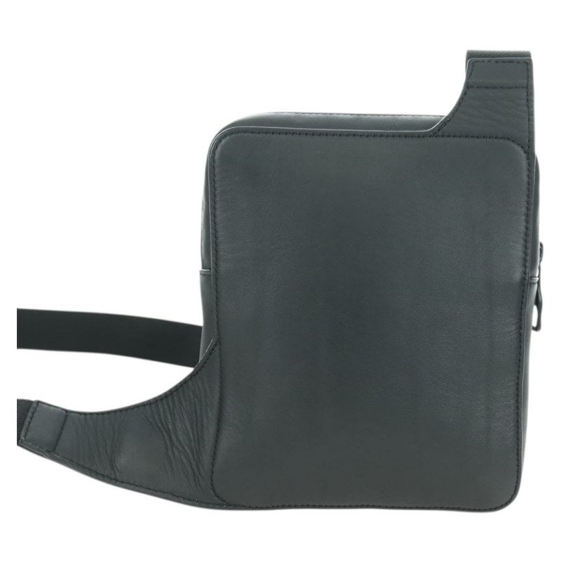 【日本直送】路易威登不對稱斜背包，羊皮材質，黑色，M68773，LV正品，YKZ1318SAM-1