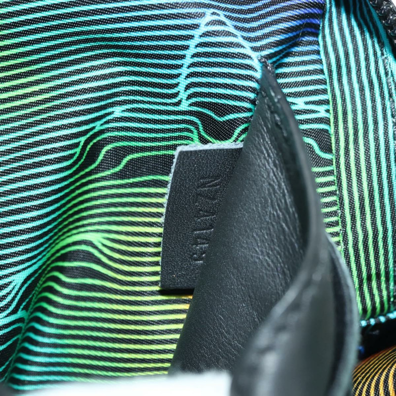 【日本直送】路易威登不對稱斜背包，羊皮材質，黑色，M68773，LV正品，YKZ1318SAM-10