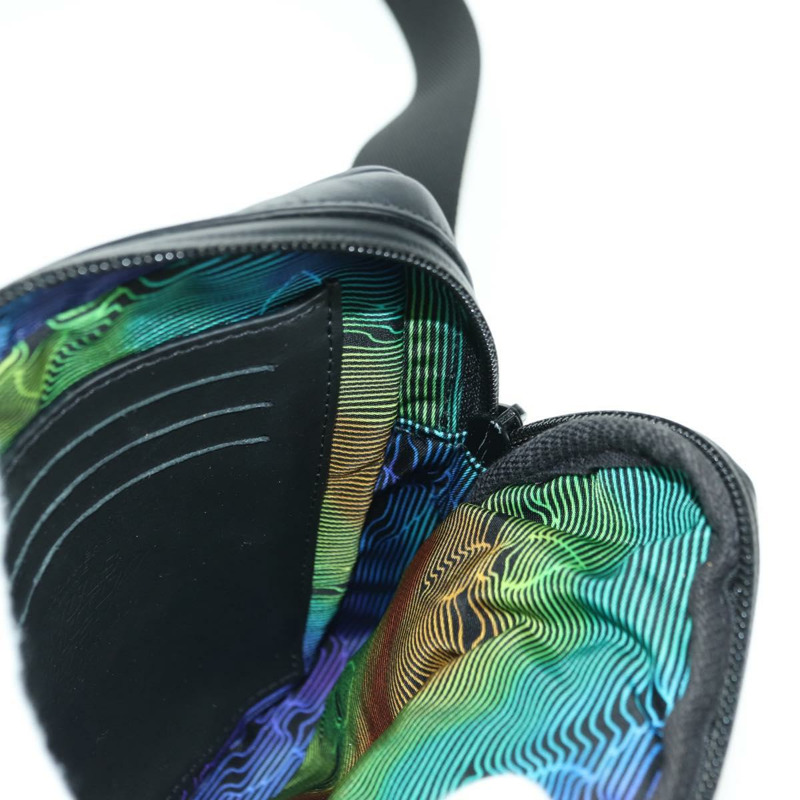 【日本直送】路易威登不對稱斜背包，羊皮材質，黑色，M68773，LV正品，YKZ1318SAM-20