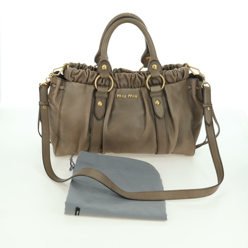【日本直送】Miu Miu 手提包 皮革 兩用 米色 金色 正品 yk20244SAM-11