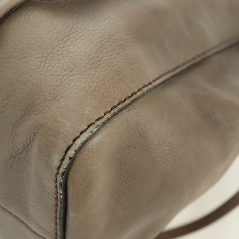 【日本直送】Miu Miu 手提包 皮革 兩用 米色 金色 正品 yk20244SAM-15