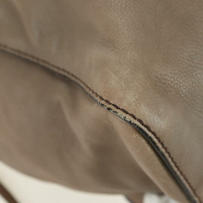 【日本直送】Miu Miu 手提包 皮革 兩用 米色 金色 正品 yk20244SAM-16