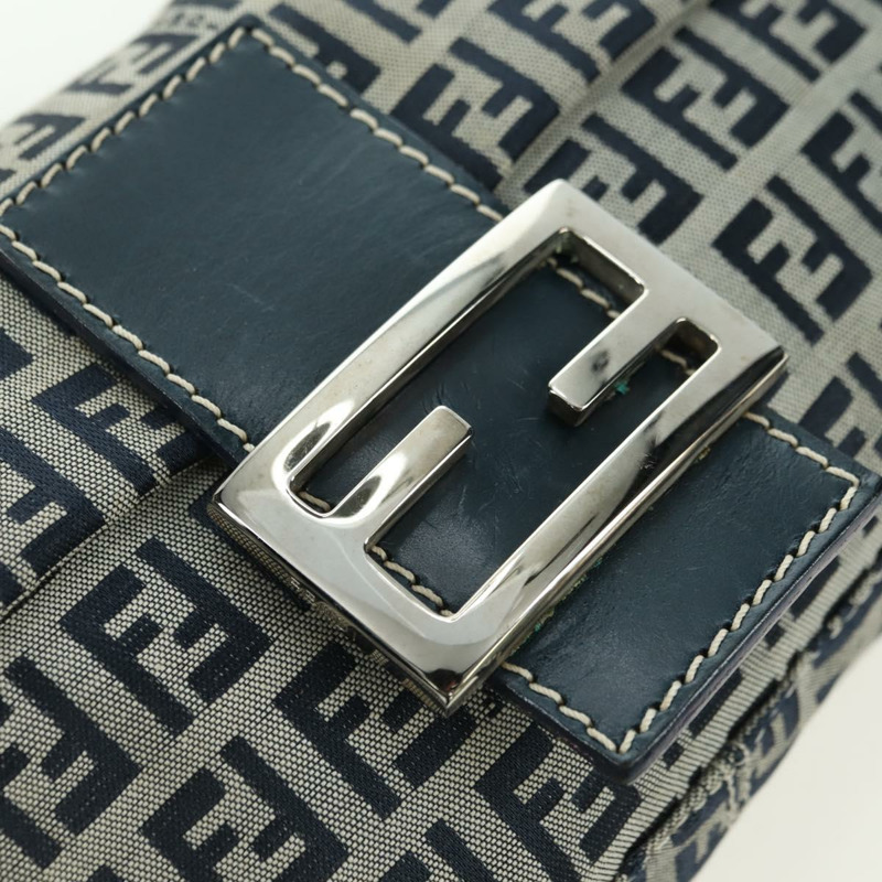 【日本直送】FENDI Zucchino 帆布 Mamma Baguette 單肩包 海軍藍/銀色 正品 yk20229SAM-18
