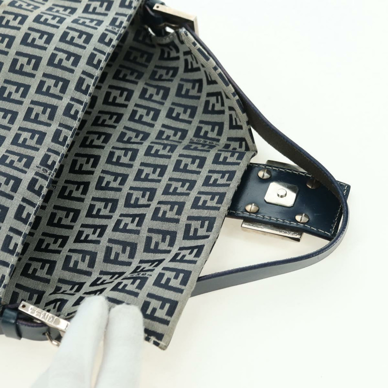 【日本直送】FENDI Zucchino 帆布 Mamma Baguette 單肩包 海軍藍/銀色 正品 yk20229SAM-19