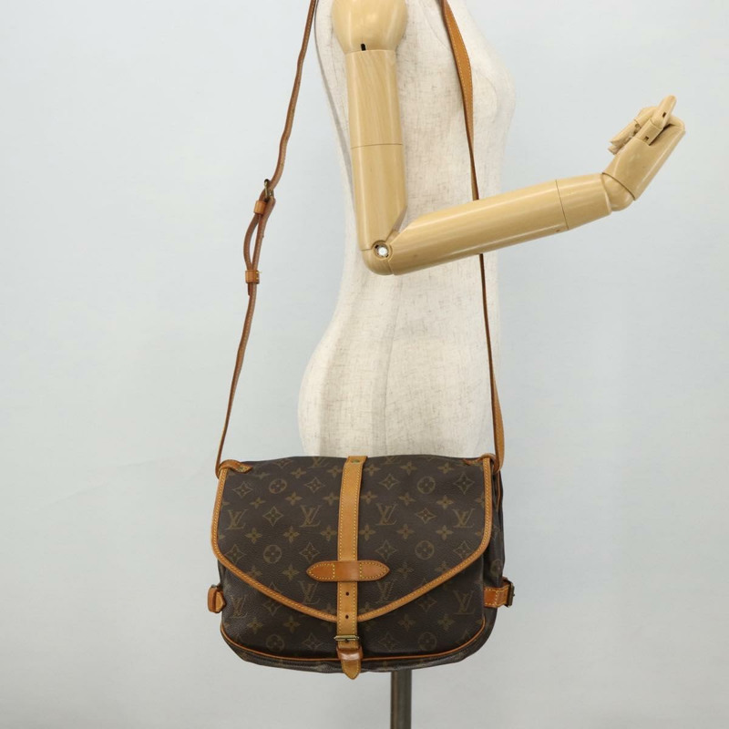 【日本直送】路易威登 Monogram Saumur 30 肩背包 M42256 LV Auth 176021A-23