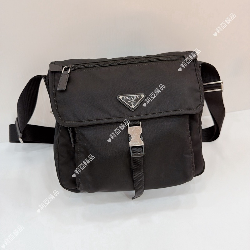 莉亞精品♡ PRADA 尼龍郵差包 二手-1