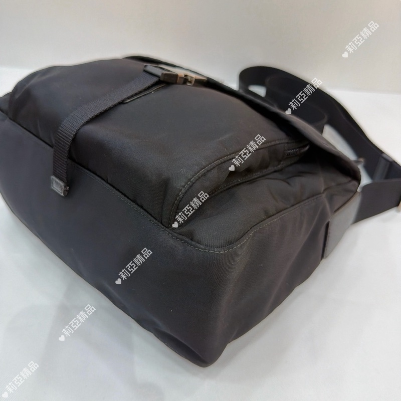 莉亞精品♡ PRADA 尼龍郵差包 二手-8