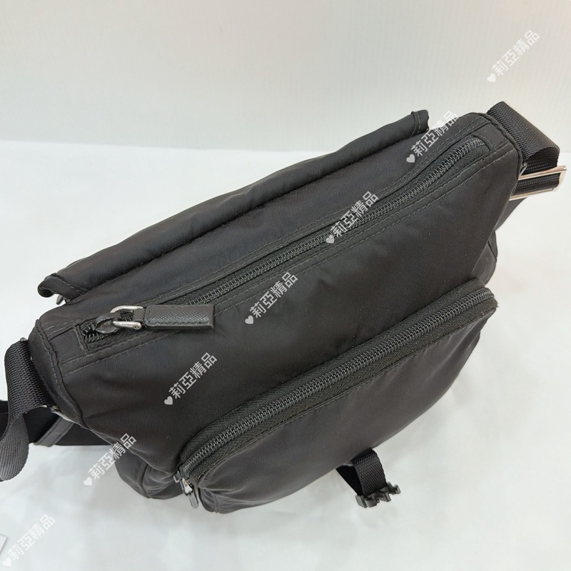莉亞精品♡ PRADA 尼龍郵差包 二手-13