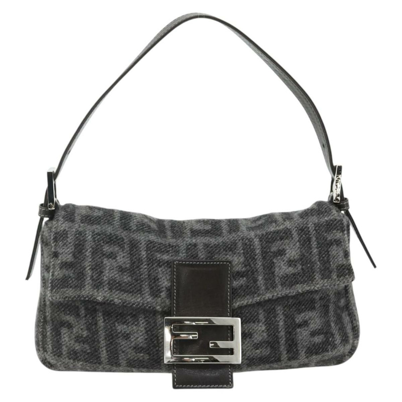 【日本直送】FENDI Zucca 帆布 Mamma Baguette 包羊絨灰銀色正品 176501SAV-12