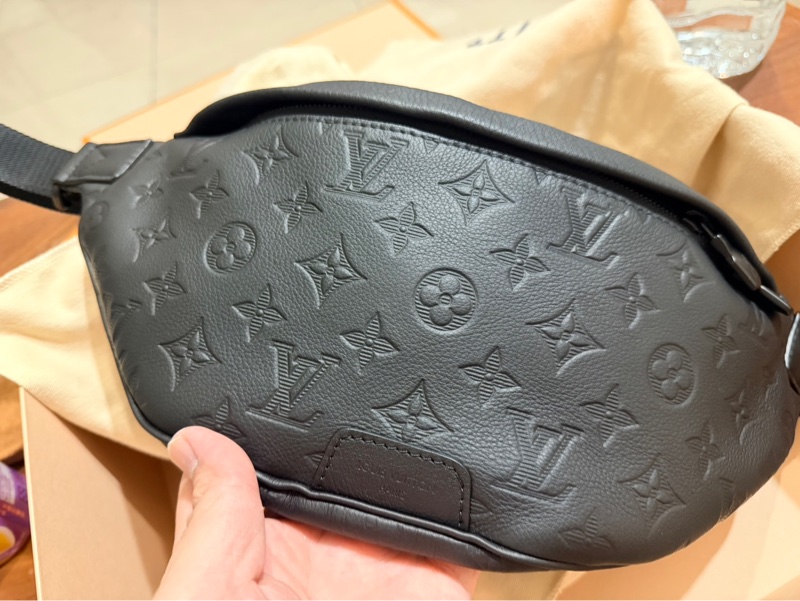 LV Discovery PM腰包-3