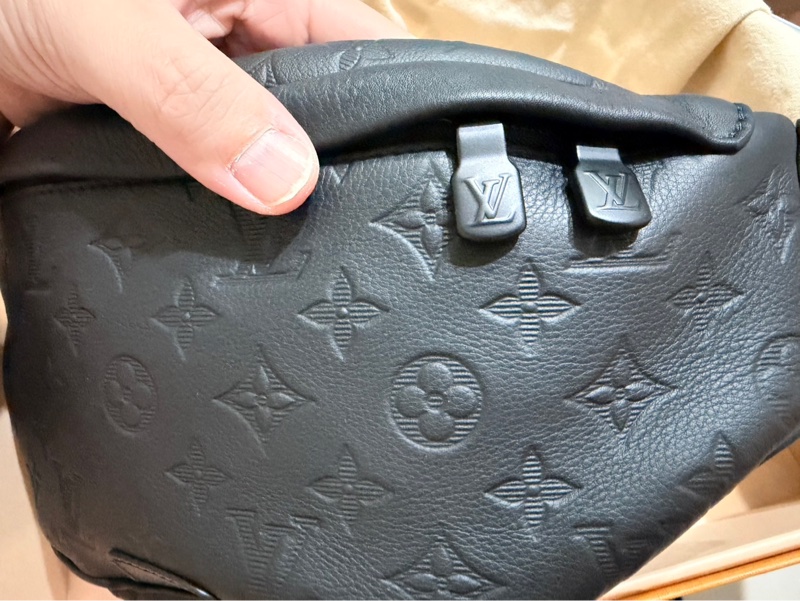 LV Discovery PM腰包-9