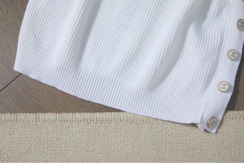 CHANEL白色華夫格吊帶-3