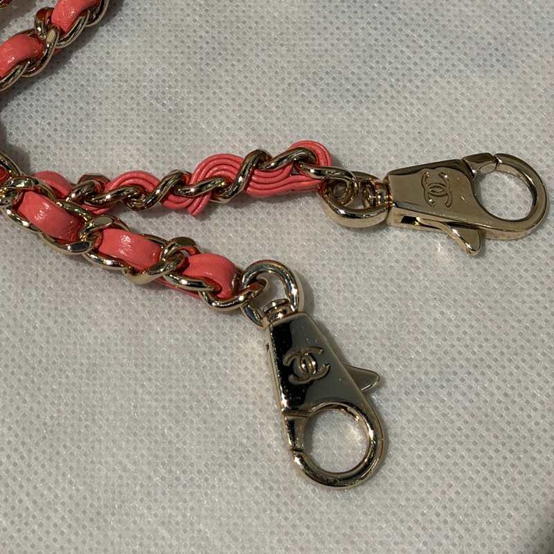 CHANEL粉荔枝牛皮淡金釦COCO-18