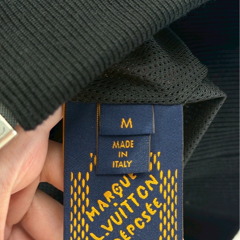 LV黑色浮雕夾克-3