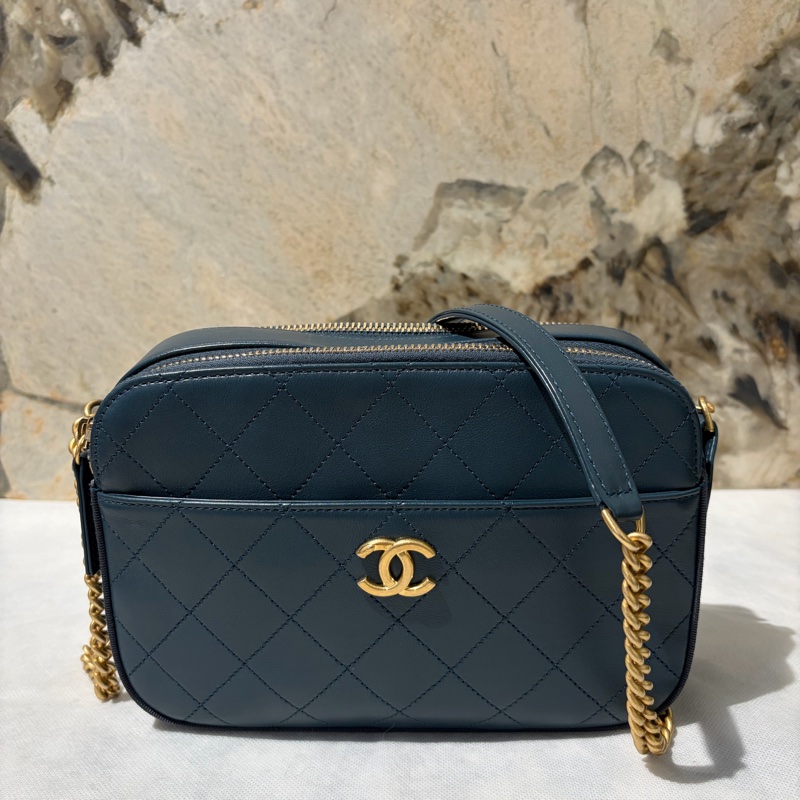 Chanel藍綠色金釦相機雙層斜背包-0