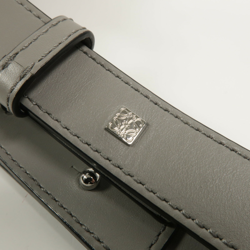 LOEWE 牛皮皮革Hammock Small肩背袋-16