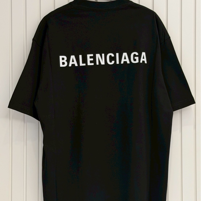 巴黎世家黑色前後logo短袖-1