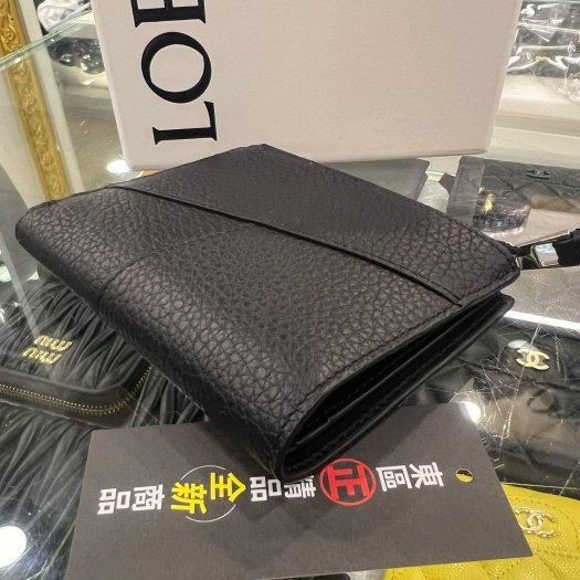 東區正精品㊣LOEWE PUZZLE C510W73X16 全新黑色荔枝牛皮拼接全皮對開銀釦拉鍊釦子短夾 RZ6400-5