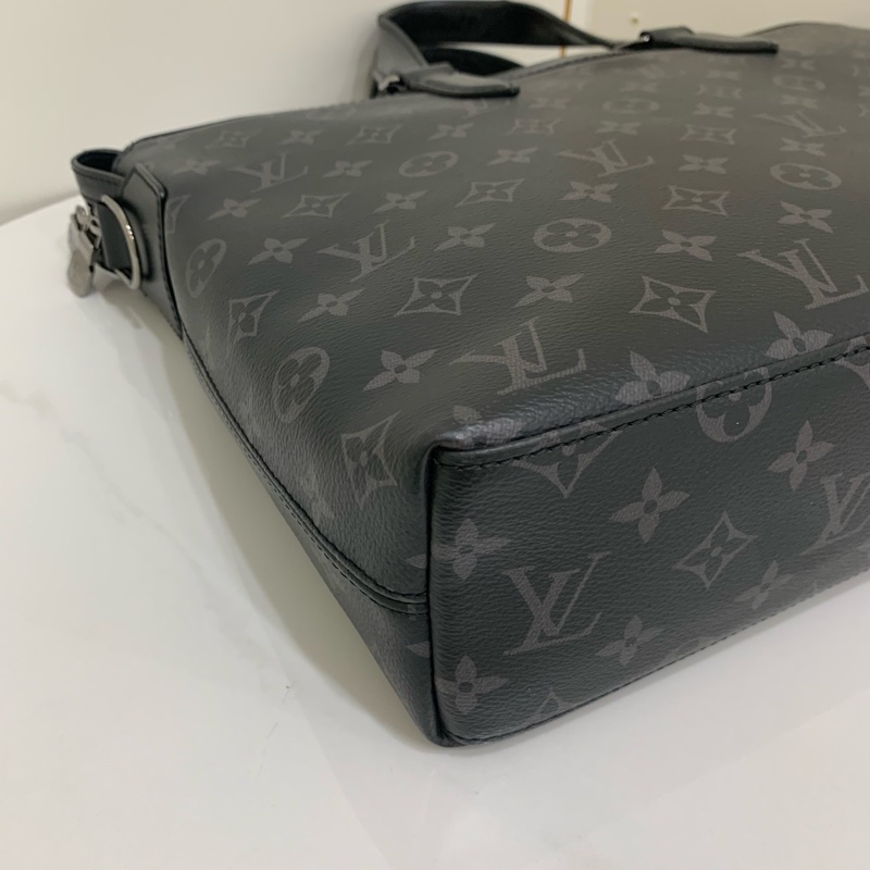 Louis Vuitton路易威登 男士黑武士黑花公文包 25年芯片款 無肩帶  尺寸：38*29*9-6