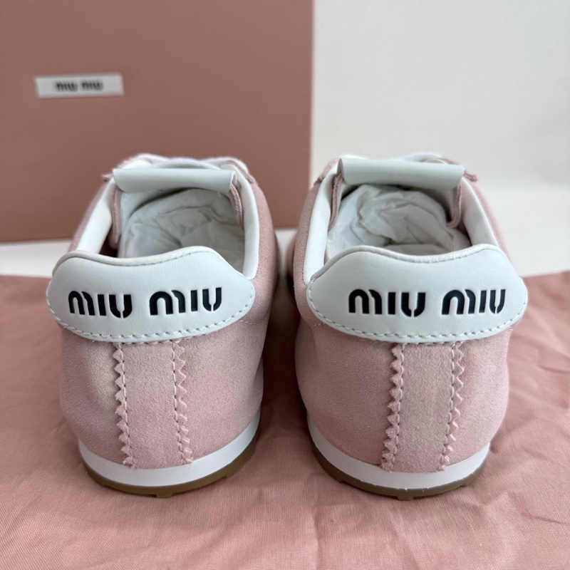 MIU MIU繆繆 Plume 絨面革 圓頭系帶德訓鞋 粉色   36碼-5
