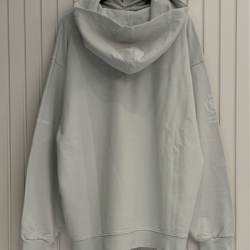 巴黎世家WFP世界糧食帽踢-1