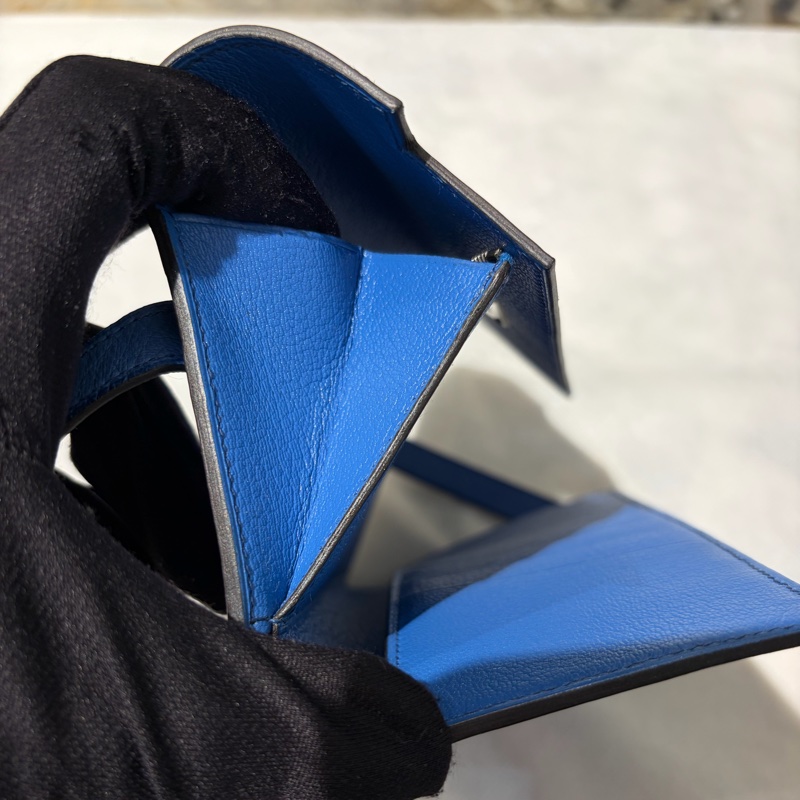 Hermes 海水藍銀釦鴕鳥皮KELLY釦三折中夾-10