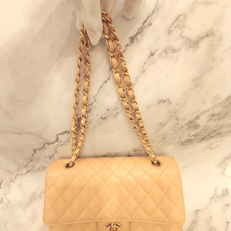 Chanel 經典口蓋包 小號 CF 23cm 奶茶色金鍊 (18開)-13