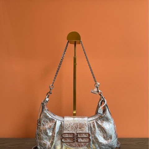 Balenciaga巴黎世家 Pamela 金屬質感細紋 斜挎/腋下/手提包 銀色 小號