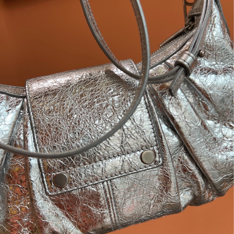 Balenciaga巴黎世家 Pamela 金屬質感細紋 斜挎/腋下/手提包 銀色 小號-4