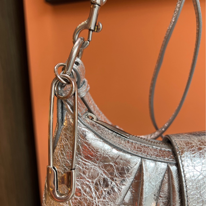 Balenciaga巴黎世家 Pamela 金屬質感細紋 斜挎/腋下/手提包 銀色 小號-8