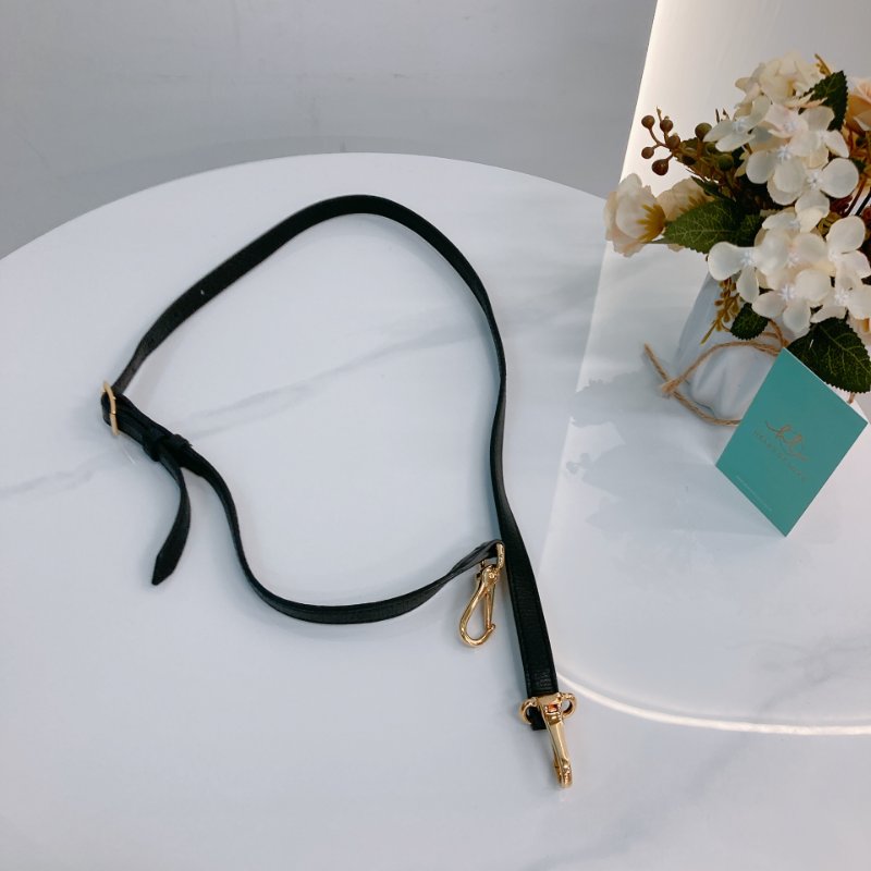 MS0695	Burberry 博柏利兩用包包 Banner Top Handle Shoulder Bag Calfskin Hair and Canvas Leopard-18