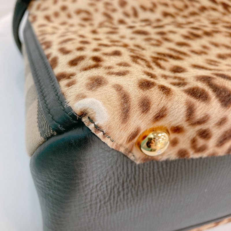 MS0695	Burberry 博柏利兩用包包 Banner Top Handle Shoulder Bag Calfskin Hair and Canvas Leopard-20