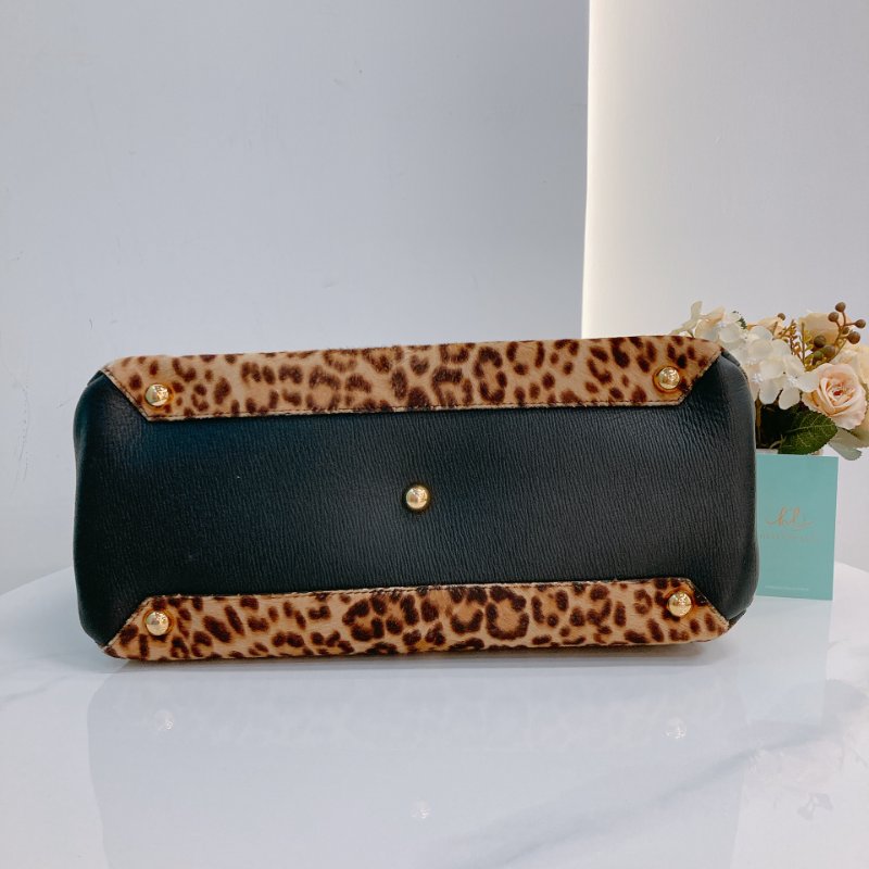 MS0695	Burberry 博柏利兩用包包 Banner Top Handle Shoulder Bag Calfskin Hair and Canvas Leopard-28